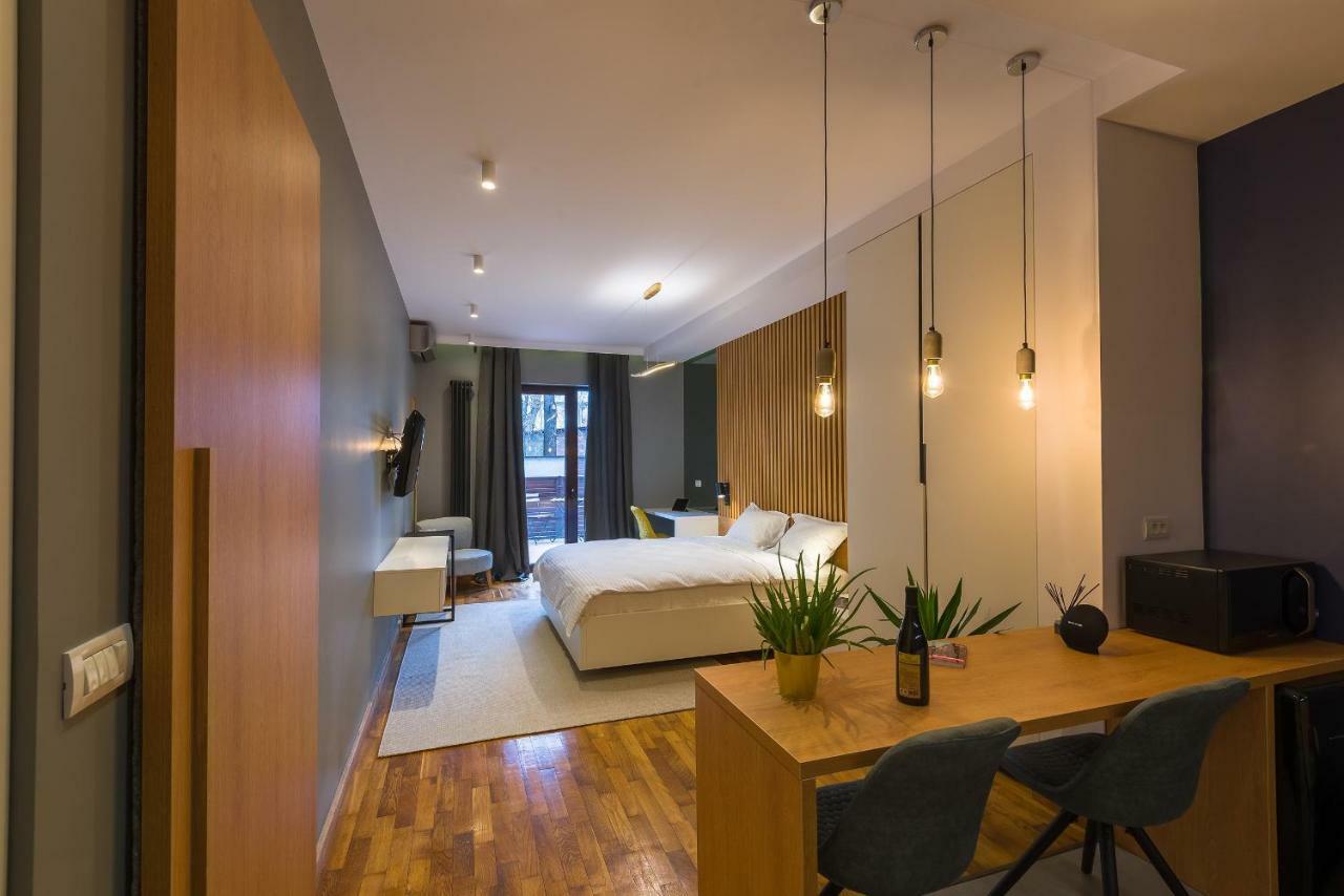 Urban Oasis Apartments With Parking Bucharest Exterior photo
